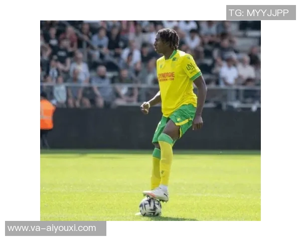 每体:巴萨正在关注17岁南特中卫塔蒂,法鹰莱比锡也有意 每体:巴萨正在关注17岁南特中卫塔蒂,法鹰莱比锡也有意